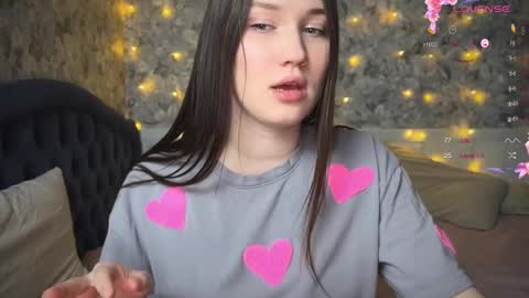 _chloe_miller_ online show from March 4, 8:27 pm