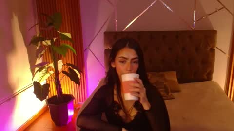 Coraline online show from April 2, 5:04 am