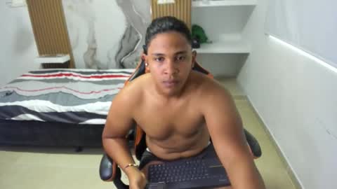 _cortez01 online show from June 5, 11:26 am