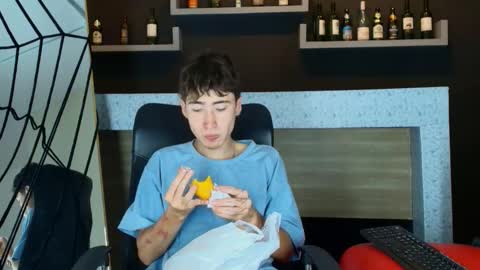 Dante online show from November 5, 8:55 pm