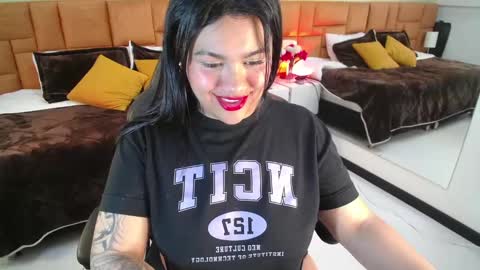 Dulcinea online show from March 6, 3:56 pm