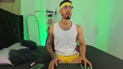 Duriel online show from October 2, 4:17 pm