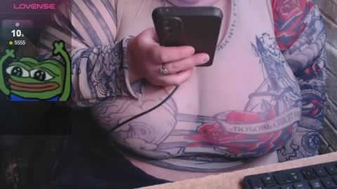 LIsa online show from April 16, 9:53 am