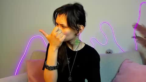 _emily__strike_ online show from February 11, 10:14 am