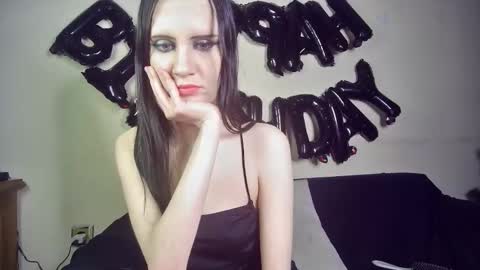 Emma Sugar online show from January 18, 12:19 am