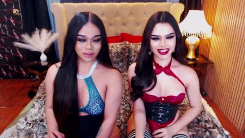 _empressvalerie_ online show from February 9, 12:49 am