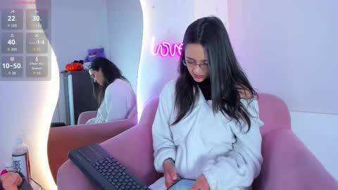 Gabby online show from September 17, 12:08 pm