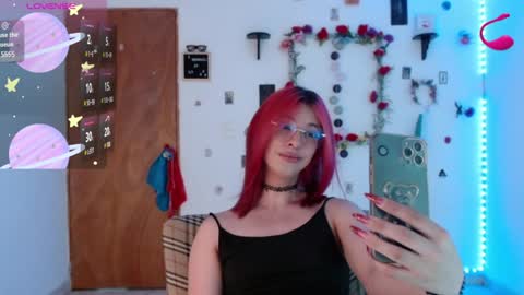 Snapshot of _galya_ chatting on December 14, 3:39 am Galya online show from December 14, 3:39 am