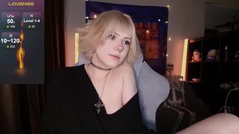 Tori online show from February 23, 5:31 am