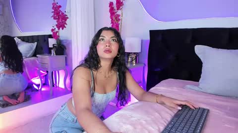 Snapshot of _haannah_ chatting on September 11, 8:54 pm Hanna online show from September 11, 8:54 pm