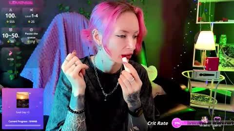 Snapshot of _helencarter chatting on October 11, 8:45 pm Helen Carter 3 Next stream 2330 MSC online show from October 11, 8:45 pm
