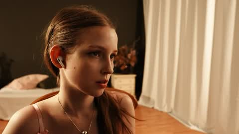 stefania stesha stef online show from May 18, 7:53 pm