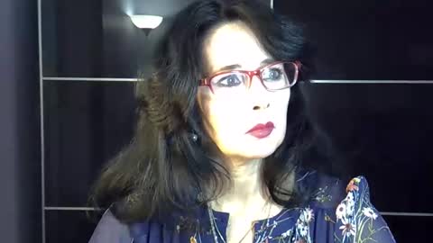 _imany_ online show from February 24, 12:19 pm