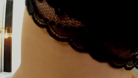 Iris online show from March 7, 9:38 pm