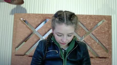 Isa online show from April 4, 11:17 am