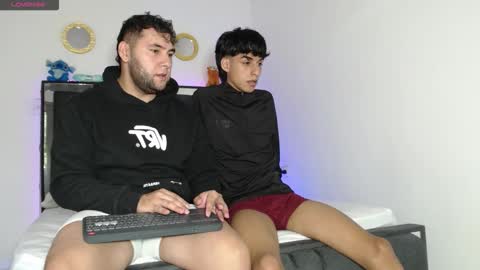 JHOSSUA  VALERIO online show from January 31, 9:34 pm