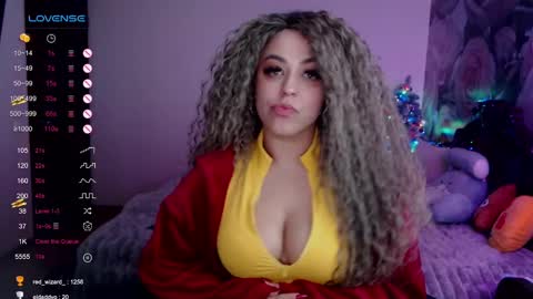 _just_a_queen_3 online show from February 6, 9:17 pm