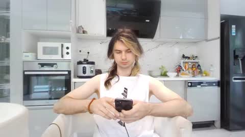 My song  -  online show from July 5, 1:31 am