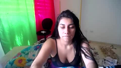 kateryn online show from December 17, 6:03 pm