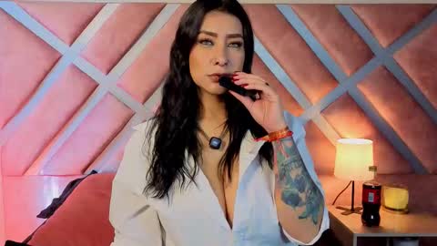 kelly online show from February 20, 1:13 pm