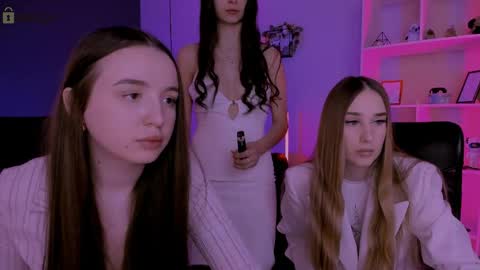 _kellykitten_ online show from March 31, 8:59 am