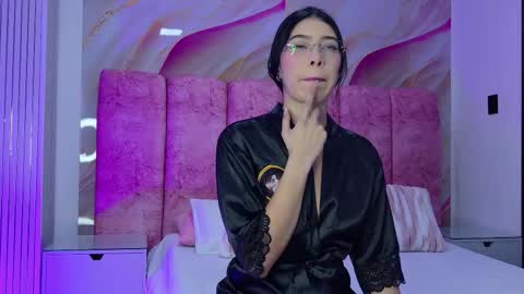 Kendall online show from February 28, 12:09 pm