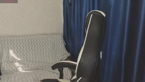 Molly   Emily online show from September 16, 6:49 am