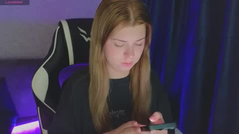 Molly   Emily online show from September 30, 5:23 pm