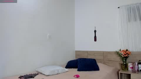 Lauralove online show from May 24, 11:22 pm