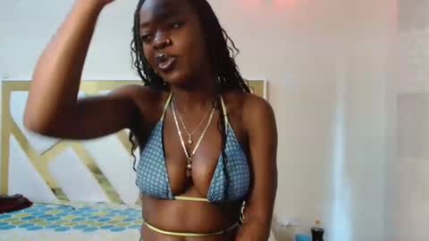 Lexxi online show from February 7, 6:45 am