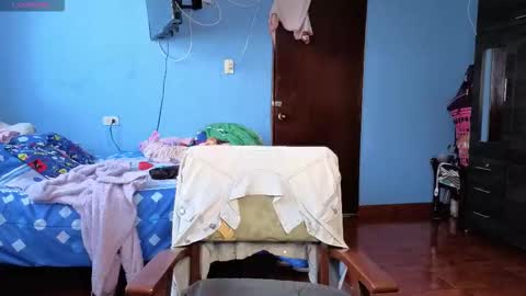 Lindasy online show from February 9, 3:15 pm