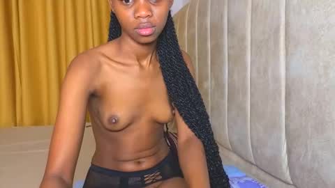 Littlevenus online show from November 8, 12:13 am