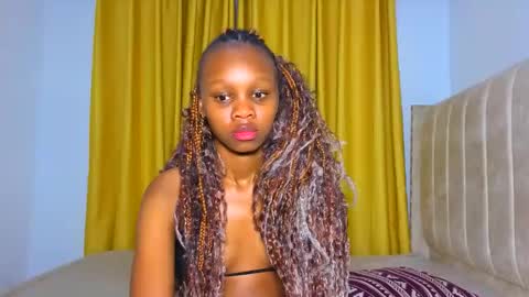 Littlevenus online show from February 3, 2:53 am