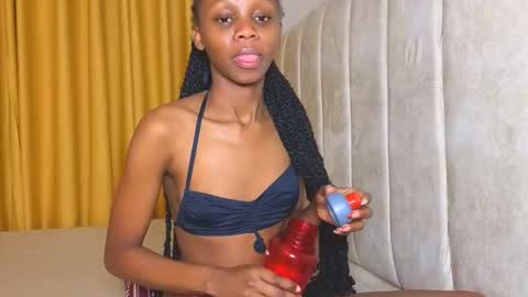 Littlevenus online show from November 9, 12:14 am