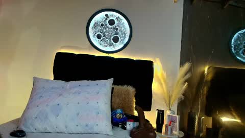 Lorrayne online show from April 7, 12:07 pm