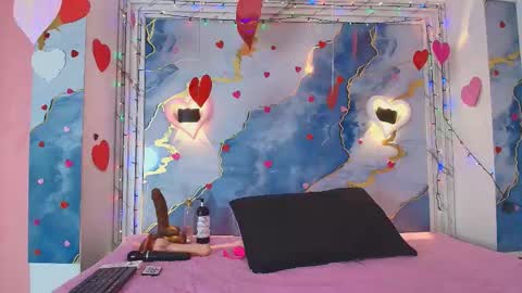 Lorrayne online show from February 4, 12:09 pm