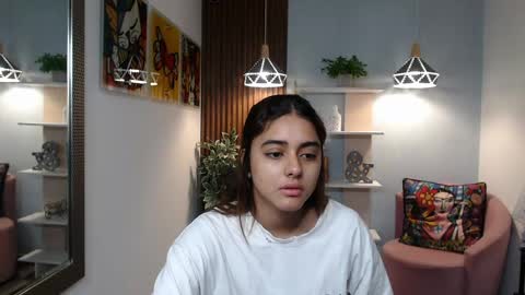 Lucy online show from June 5, 11:04 am