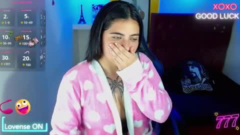 luna torres online show from May 12, 2:26 pm