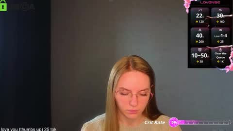 Snapshot of _lysafeta_ chatting on October 17, 7:23 am Welcome guys Pleasure to see you all here My name is Lysafeta and MichaelaTip menu is active Private is open online show from October 17, 7:23 am