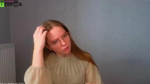 Snapshot of _lysafeta_ chatting on February 26, 10:05 am Welcome guys Pleasure to see you all here My name is Lysafeta and MichaelaTip menu is active Private is open online show from February 26, 10:05 am