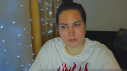 Snapshot of _madalexa_ chatting on October 25, 11:16 pm Alexa online show from October 25, 11:16 pm