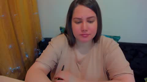 Snapshot of _madalexa_ chatting on December 12, 7:15 pm Alexa online show from December 12, 7:15 pm