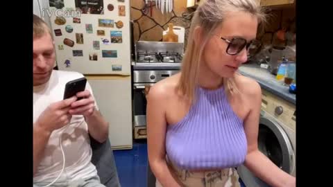 _magic_kis online show from April 21, 8:32 am