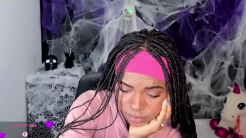 Snapshot of _marcela_22 chatting on October 9, 1:44 am MARCELA online show from October 9, 1:44 am