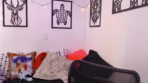 Marce  online show from December 21, 3:53 pm