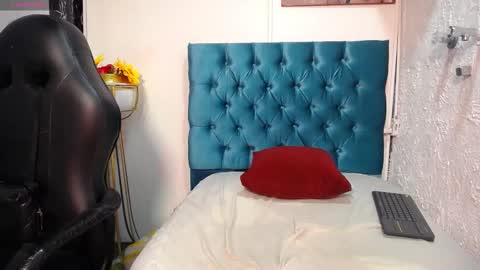 Snapshot of _marisol_ chatting on September 9, 1:33 pm Mikoto Alexia online show from September 9, 1:33 pm