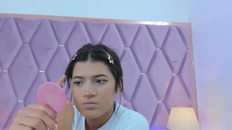 Nahayo  online show from October 11, 12:32 pm