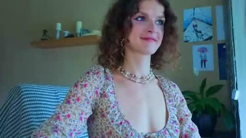 Sophia online show from July 27, 10:01 am