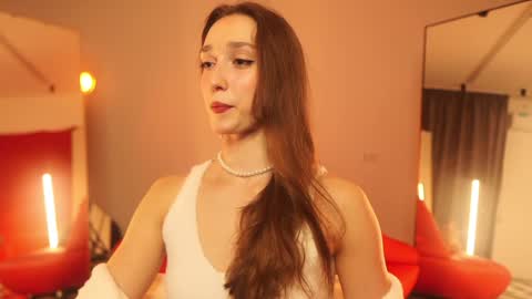 Snapshot of _meganmeow_ chatting on January 17, 1:15 am  Saturday - start 2030-2130 GMT online show from January 17, 1:15 am