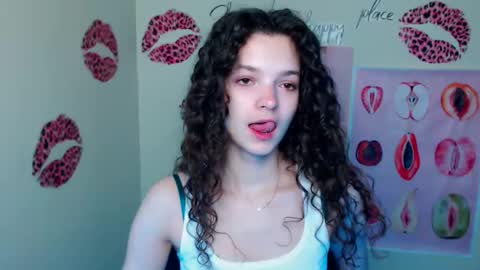 Susie online show from March 23, 7:13 am